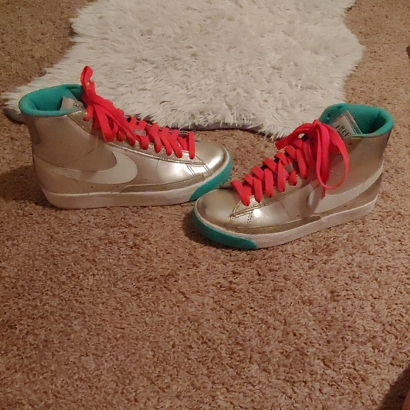 Nike Shoes - Nike Blazer High